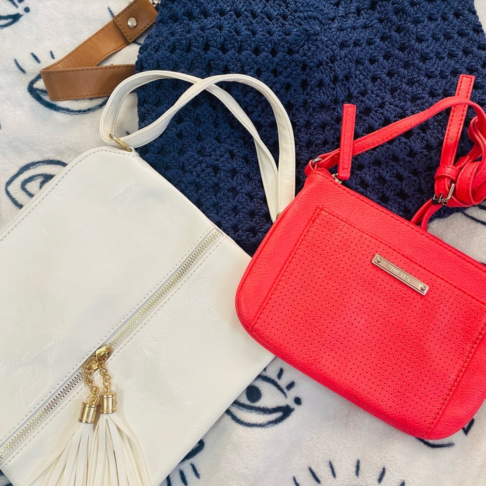 Womens set of 3 purses